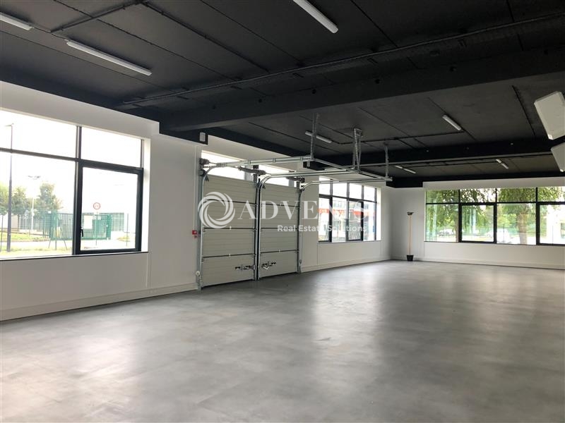 Location Bureaux et activités légères TRAPPES (78190) - Photo 1