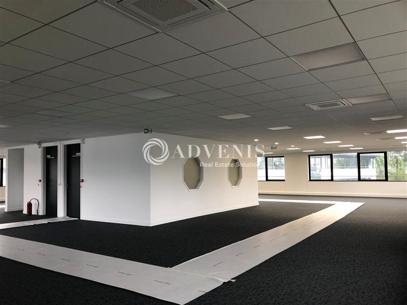 Location Bureaux et activités légères TRAPPES (78190) - Photo 3