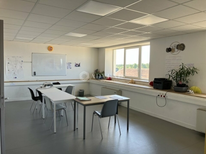 Advenis RES - Immobilier d'entreprises