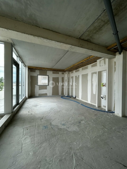 Advenis RES - Immobilier d'entreprises